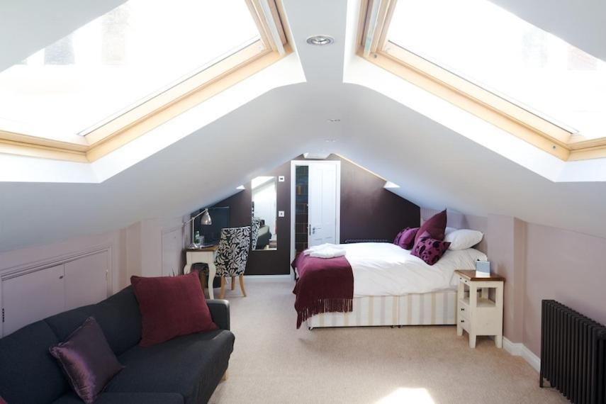 Cargo Hotel Southampton Room photo